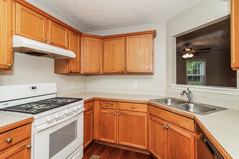 1,985/Mo, 201 Brick Mill Dr Canton, GA 30115 Kitchen View 2