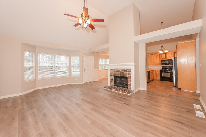 0/Mo, 1511 Mariray Ct Lawrenceville, GA 30045 Living Room View