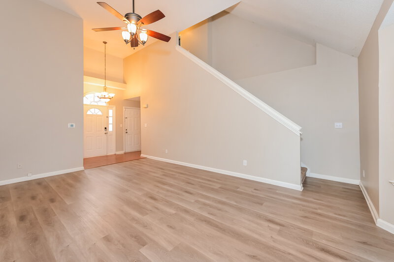 0/Mo, 1511 Mariray Ct Lawrenceville, GA 30045 Living Room View 2