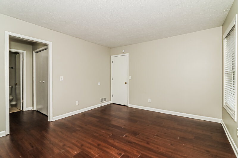 1,795/Mo, 770 Dover St Marietta, GA 30066 Main Bedroom View 2