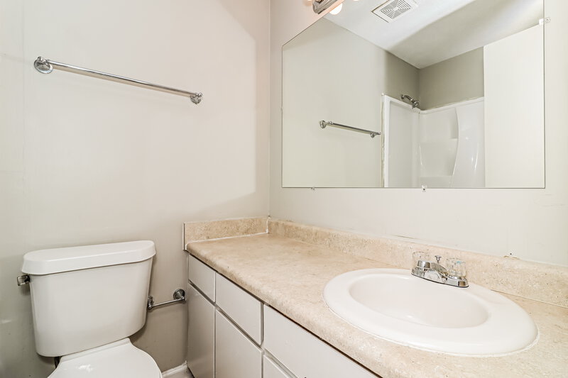 1,795/Mo, 770 Dover St Marietta, GA 30066 Bathroom View