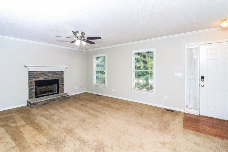 1,785/Mo, 24 Garner Farm Dr Dallas, GA 30157 Living Room View 4