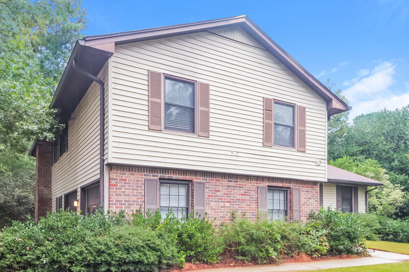 2,060/Mo, 564 Clubhouse Dr SE Conyers, GA 30094 External View