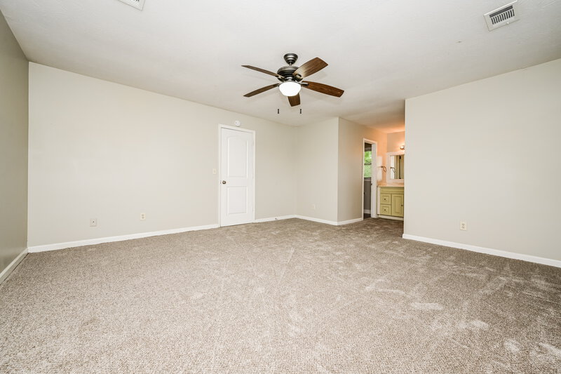 2,020/Mo, 564 Clubhouse Dr SE Conyers, GA 30094 Main Bedroom View 2