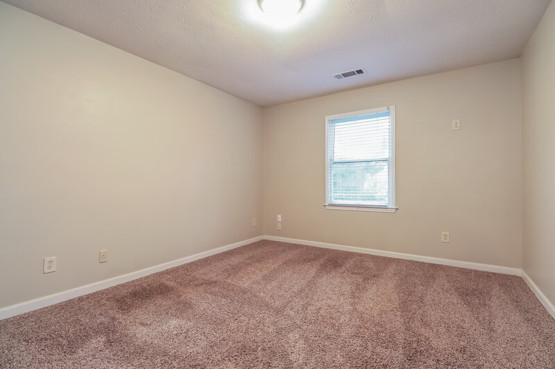 2,060/Mo, 564 Clubhouse Dr SE Conyers, GA 30094 Bedroom View 3