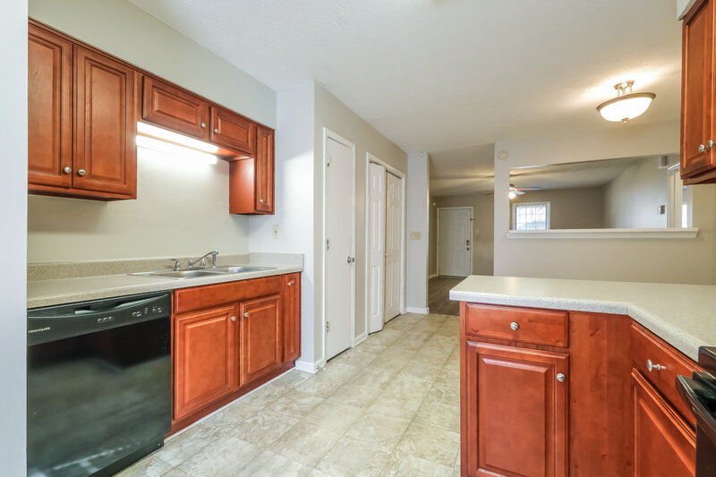 1,625/Mo, 318 Freeport Dr Lawrenceville, GA 30046 Misc View 7