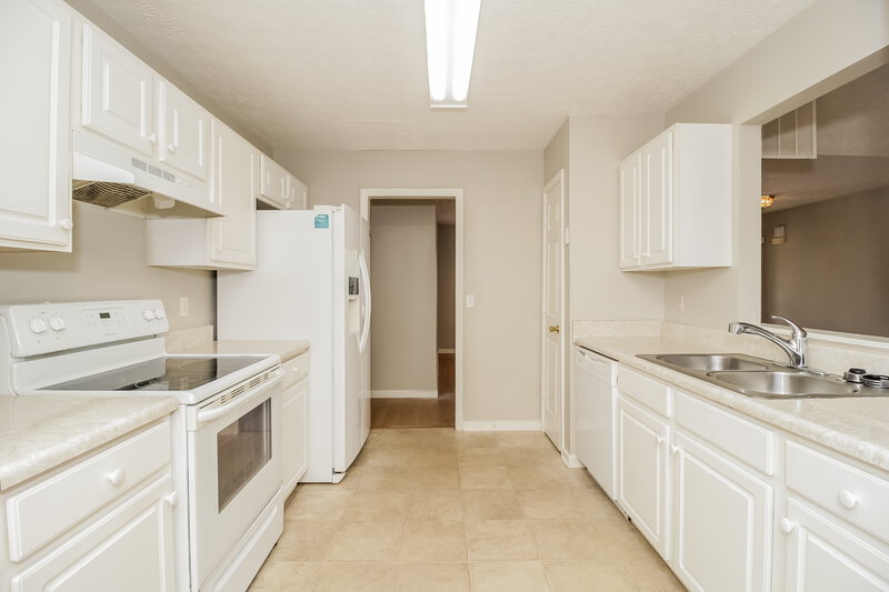 1,685/Mo, 100 Maplewood Dr Temple, GA 30179 Kitchen View