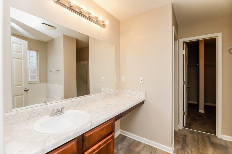 3,330/Mo, 2003 Reflective Waters Rd Villa Rica, GA 30180 Main Bathroom View
