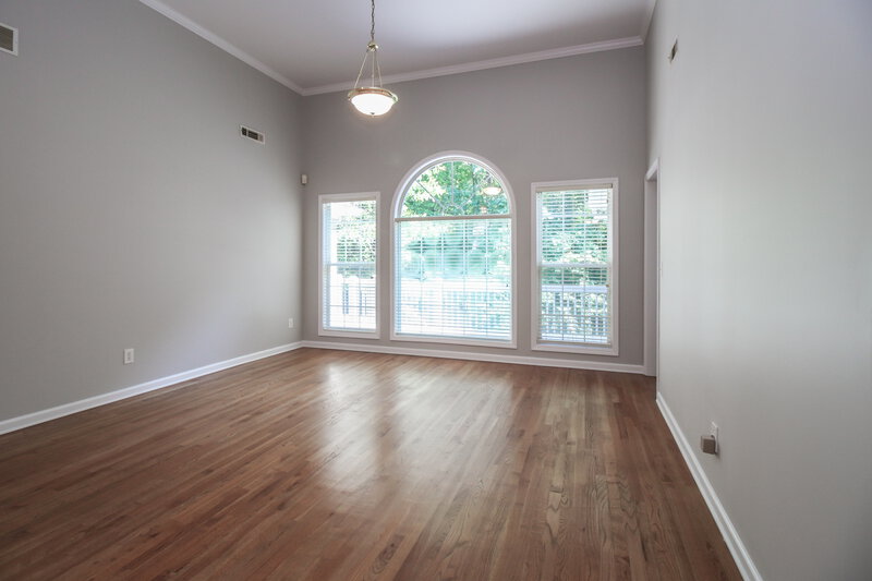 2,100/Mo, 35 Goldfinch Dr Covington, GA 30016 Living Room View 2