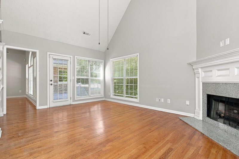 2,330/Mo, 35 Goldfinch Dr Covington, GA 30016 Family Room View