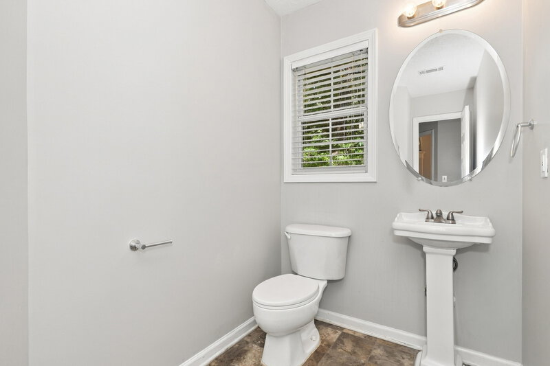 2,330/Mo, 35 Goldfinch Dr Covington, GA 30016 Bathroom View