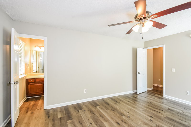 1,780/Mo, 1003 Mission Rd SW Cartersville, GA 30120 Main Bedroom View 2