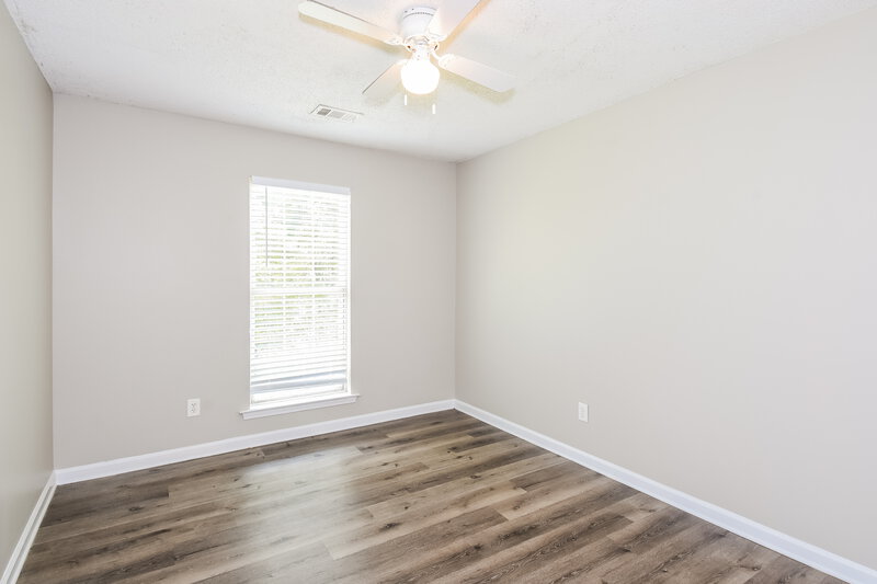 1,780/Mo, 1003 Mission Rd SW Cartersville, GA 30120 Bedroom View 3