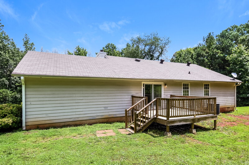 1,780/Mo, 1003 Mission Rd SW Cartersville, GA 30120 Rear View