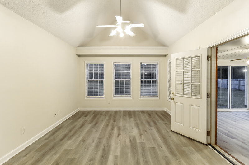 1,940/Mo, 490 Brook Hollow Dr McDonough, GA 30252 Dining Room View