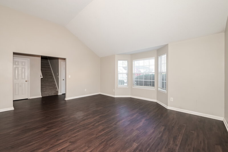 1,980/Mo, 4350 Millenium View Ct Snellville, GA 30039 Living Room View