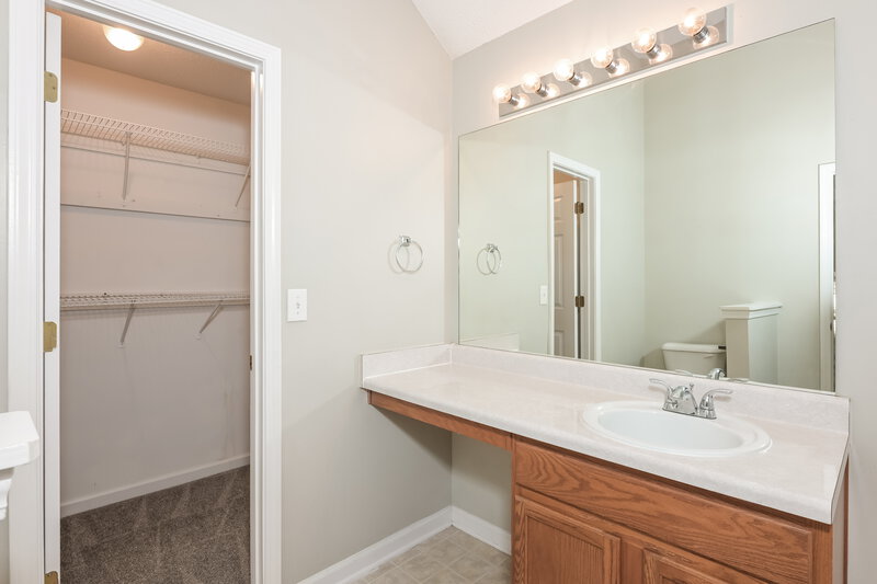 1,980/Mo, 4350 Millenium View Ct Snellville, GA 30039 Bathroom View