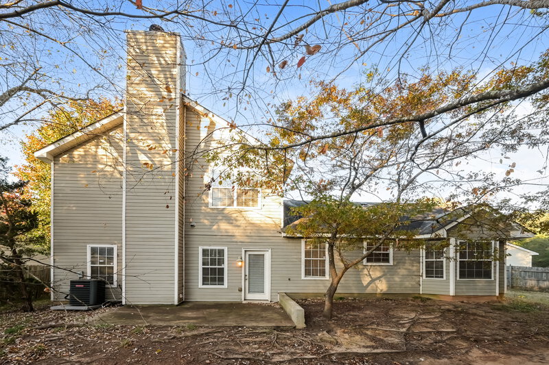 1,980/Mo, 4350 Millenium View Ct Snellville, GA 30039 Rear View