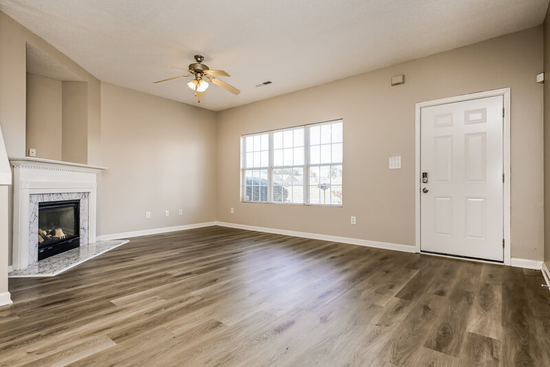 2,450/Mo, 4511 Heritage Pkwy Atlanta, GA 30349 Living Room View