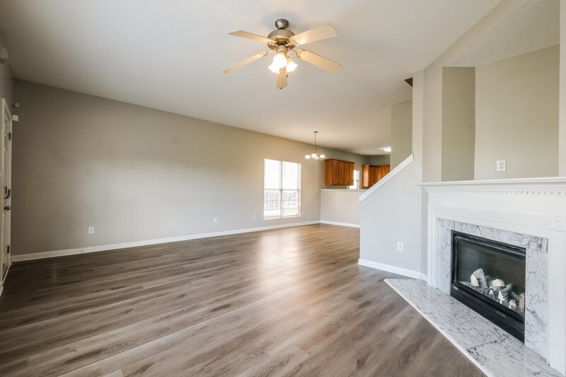 1,710/Mo, 4511 Heritage Pkwy Atlanta, GA 30349 Living Room View 2
