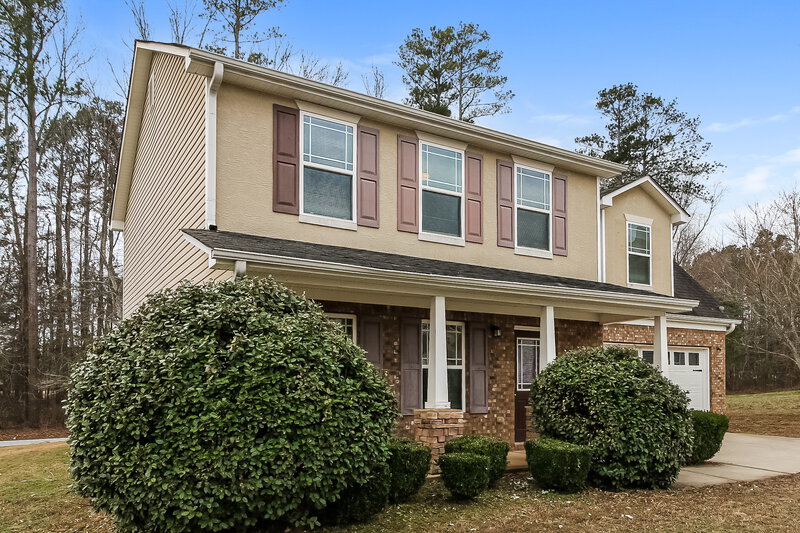 2,010/Mo, 100 Wexford Way Covington, GA 30014 Front View 2