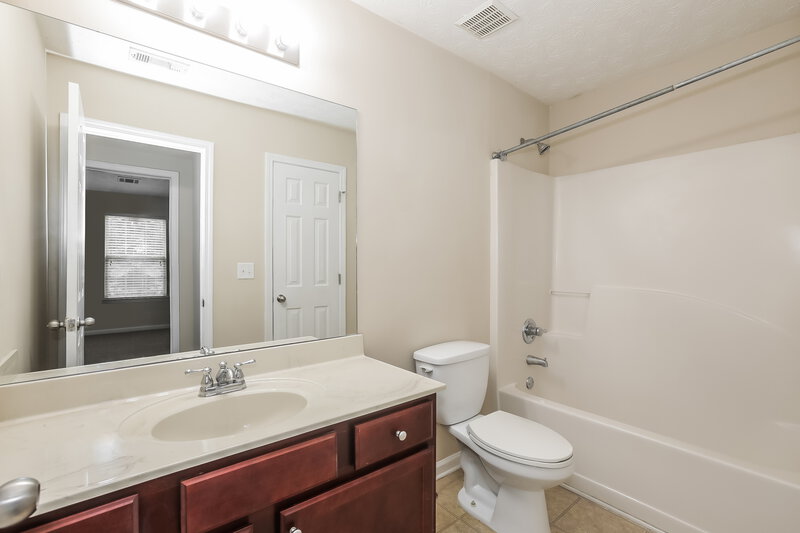 1,865/Mo, 1608 Honeysuckle Path Conyers, GA 30012 Bathroom View