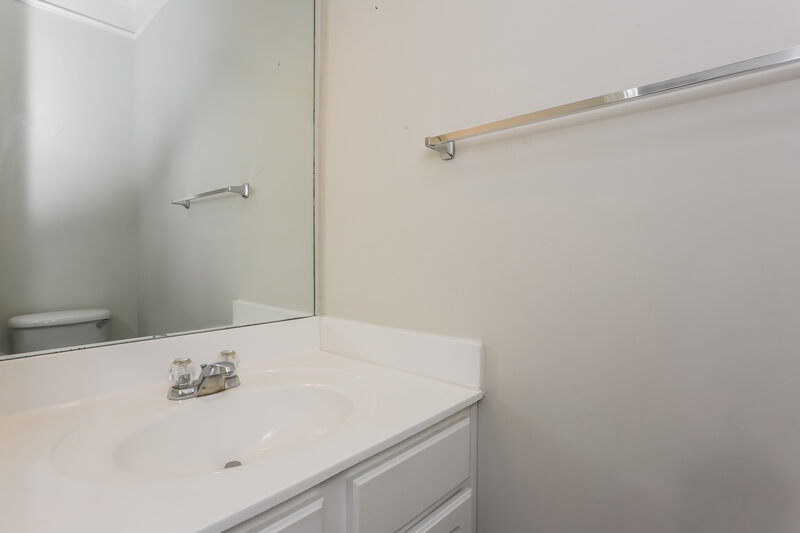 2,735/Mo, 3249 Telford Ter SW Atlanta, GA 30331 Powder Room View