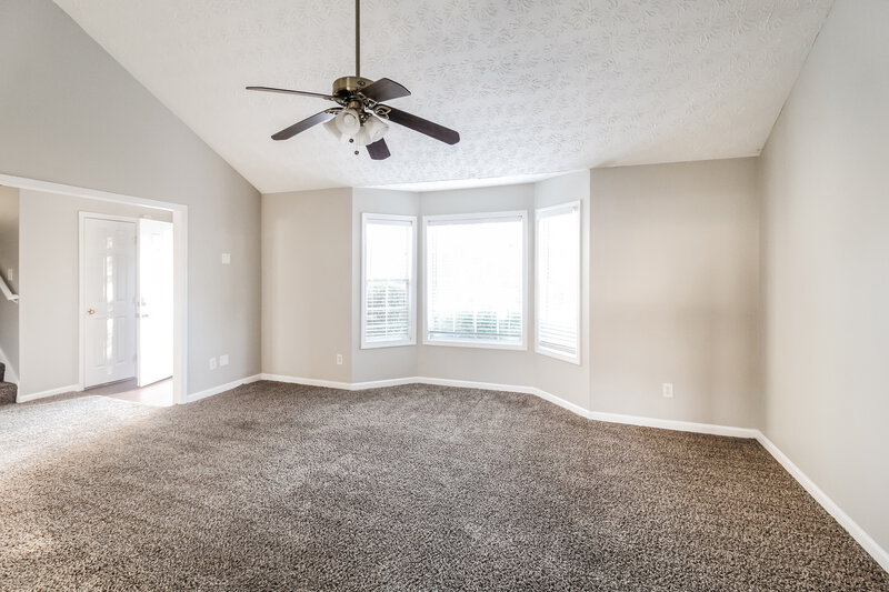 2,005/Mo, 2397 Benson Rdg Lithonia, GA 30058 Family Room View