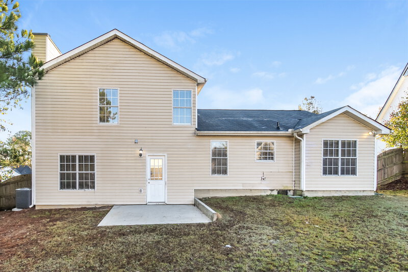 2,005/Mo, 2397 Benson Rdg Lithonia, GA 30058 Rear View