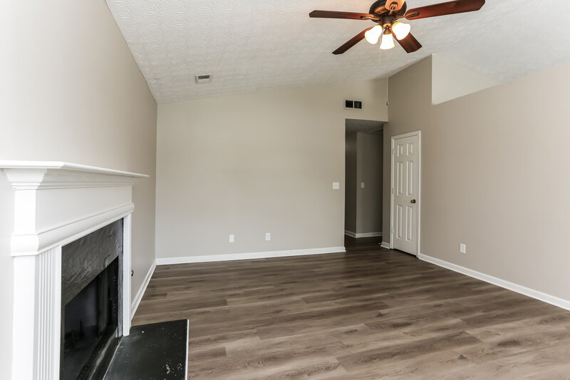 1,745/Mo, 3466 Ashley Ct Rex, GA 30273 Living Room View 2