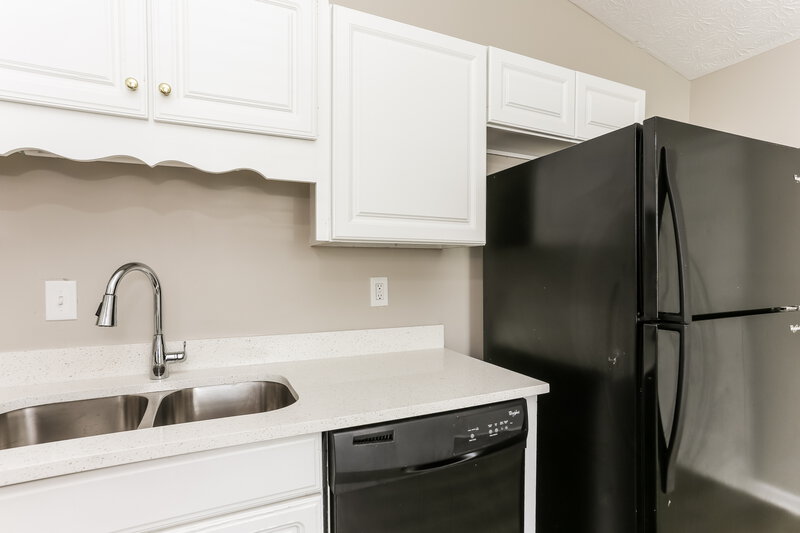 1,745/Mo, 3466 Ashley Ct Rex, GA 30273 Kitchen View 3