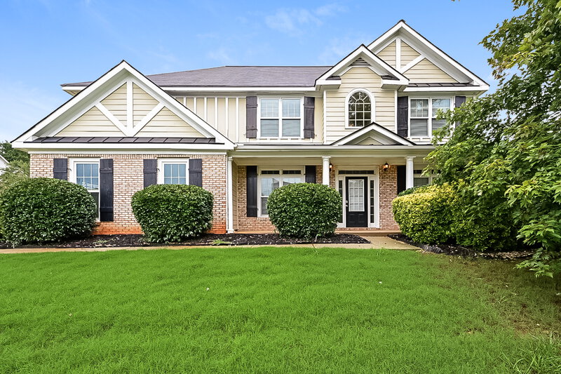 2,200/Mo, 15 Chesapeake Chase Covington, GA 30016 External View