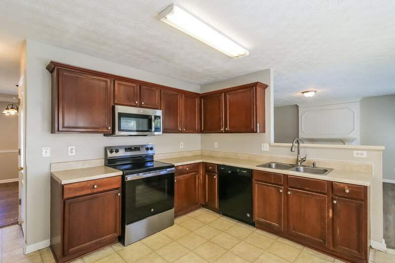 2,225/Mo, 2141 Silva Ct Conley, GA 30288 Kitchen View