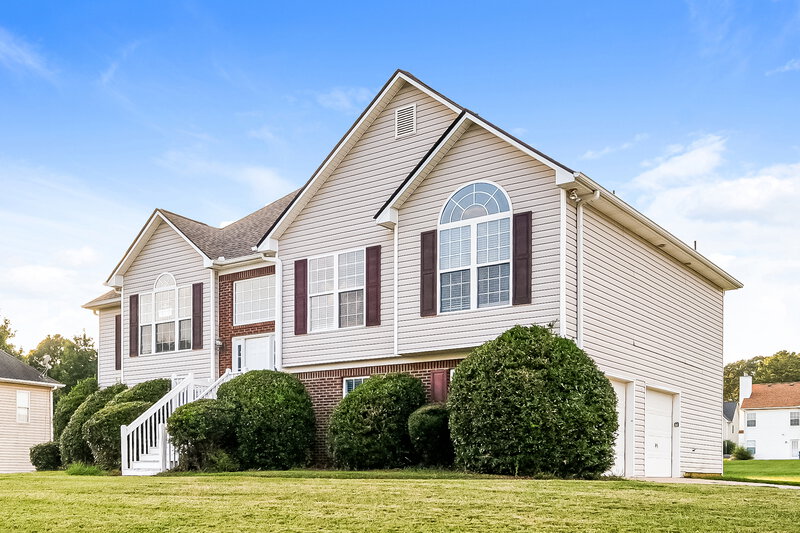 2,215/Mo, 108 Bramlett Meadows Dr Douglasville, GA 30134 Front View