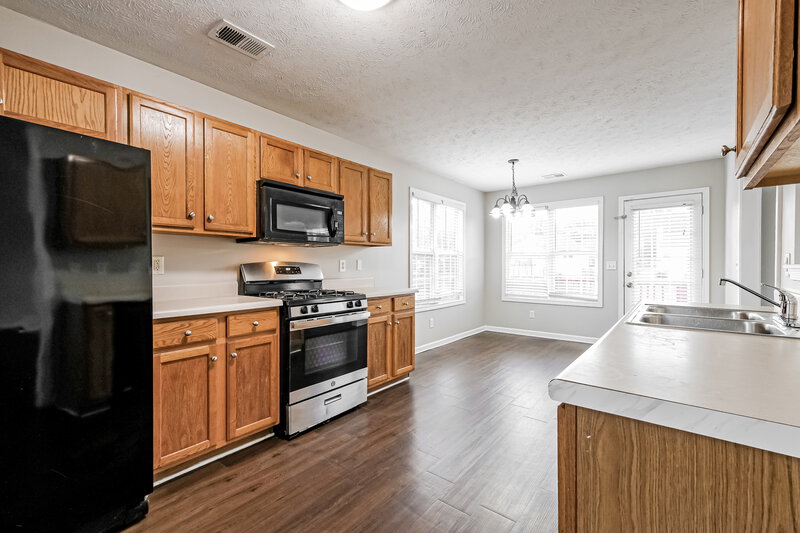 2,215/Mo, 108 Bramlett Meadows Dr Douglasville, GA 30134 Kitchen View