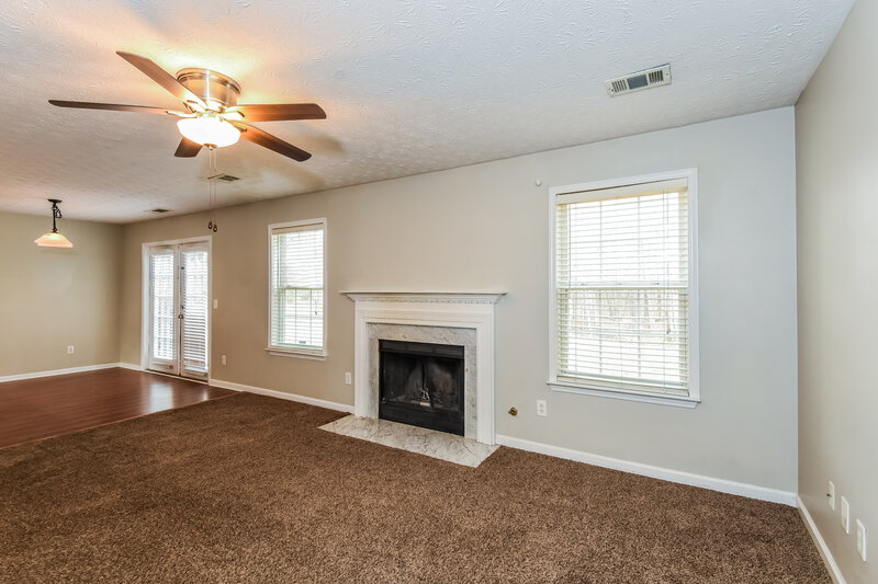 0/Mo, 2779 Evanston Ct Dacula, GA 30019 Living Room View 2