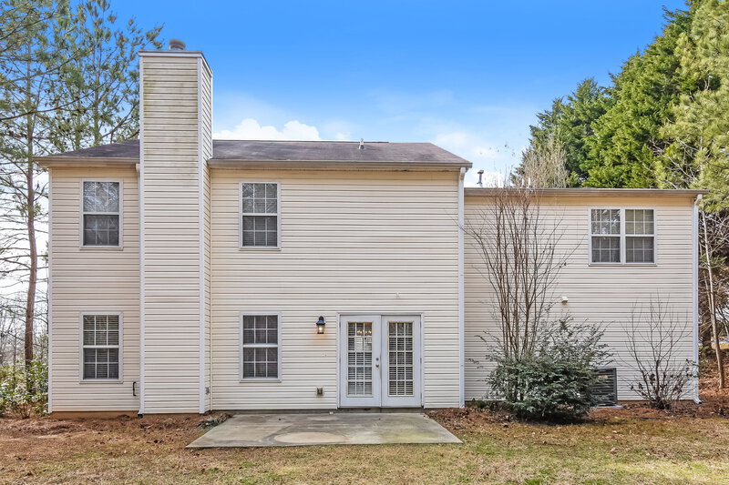 0/Mo, 2779 Evanston Ct Dacula, GA 30019 Rear View