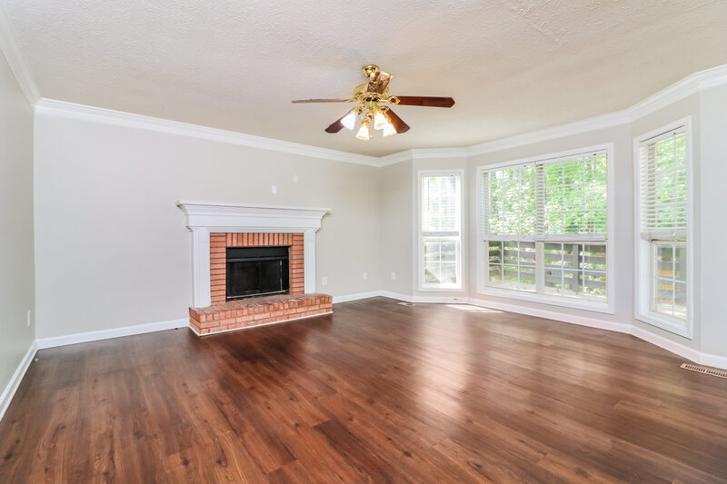 2,470/Mo, 2446 Letha Ln SW Marietta, GA 30064 Living Room View 3