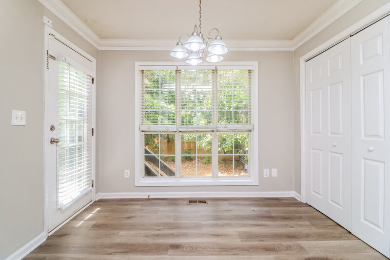 2,470/Mo, 2446 Letha Ln SW Marietta, GA 30064 Breakfast Nook View