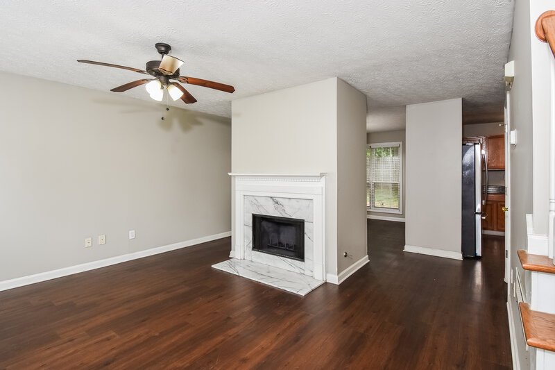 2,280/Mo, 2320 Kissing Tree Ln SE Smyrna, GA 30080 Living Room View