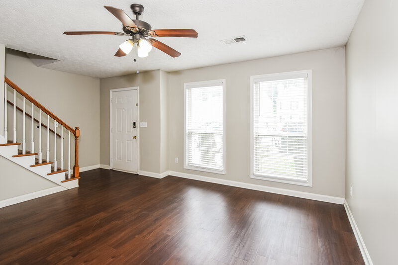 2,280/Mo, 2320 Kissing Tree Ln SE Smyrna, GA 30080 Living Room View 2