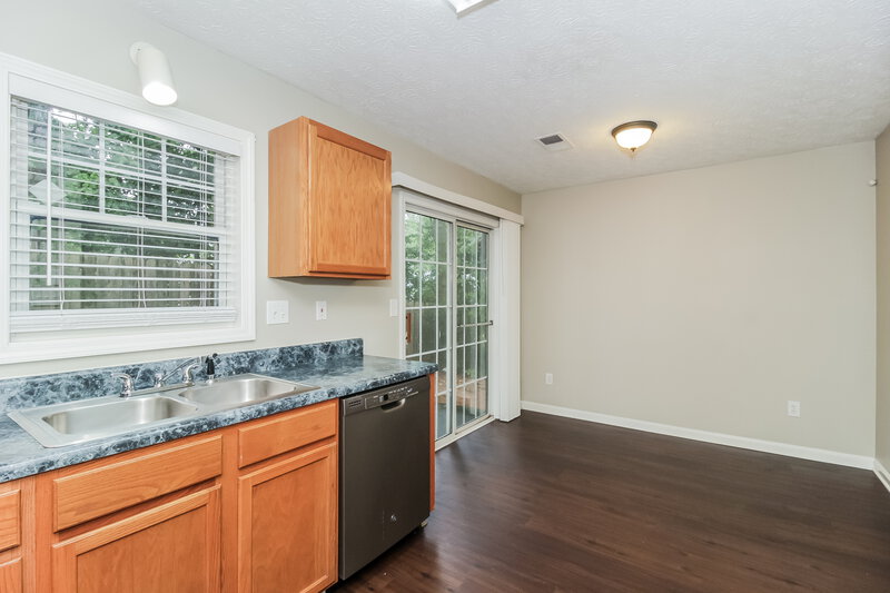 3,320/Mo, 2320 Kissing Tree Ln SE Smyrna, GA 30080 Breakfast Nook View