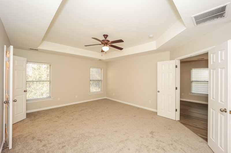 2,370/Mo, 4401 Comfort Trl Union City, GA 30291 Main Bedroom View