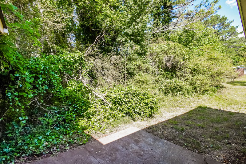 0/Mo, 320 Freeport Dr Lawrenceville, GA 30046 Exterior View