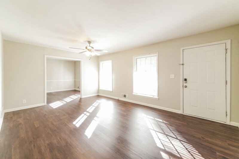 1,825/Mo, 1839 Kimberly Dr SW Marietta, GA 30008 Family Room View