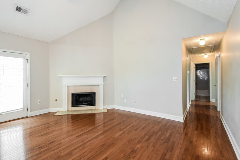 2,420/Mo, 2643 Kingsbrooke Ct NW Kennesaw, GA 30144 Living Room View