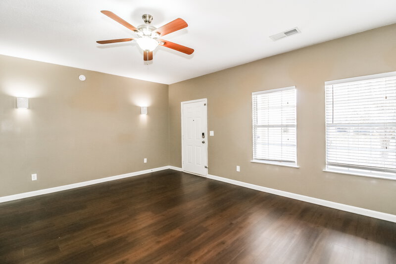 1,825/Mo, 1604 Thornwick Trce Stockbridge, GA 30281 Living Room View 2