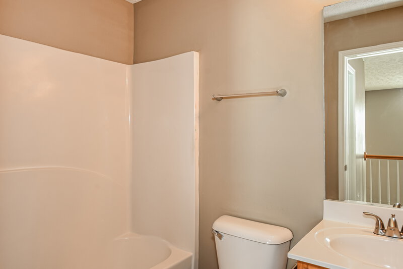 2,040/Mo, 217 Osmanthus Way Canton, GA 30114 Bathroom View