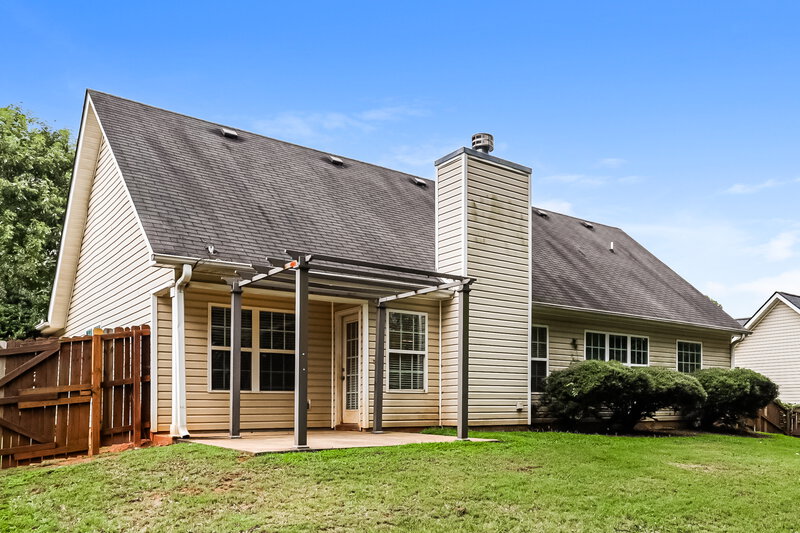 1,940/Mo, 437 Camella Cir McDonough, GA 30252 Rear View