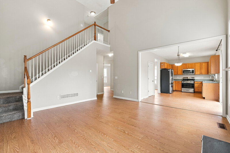 2,410/Mo, 317 Park Creek Rdg Woodstock, GA 30188 Living Room View 2